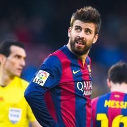 Malaga Kembalikan Barca ke Bumi