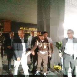 Ruki, Johan Budi, dan Zulkarnain Temui Jaksa Agung