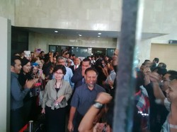 Mars Maju Tak Gentar Sambut Bambang Widjojanto di KPK, Iringi Kepergian ke Polri