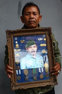 Tatang Koswara, Indonesian Sniper yang Pernah Beroperasi di Timor Leste