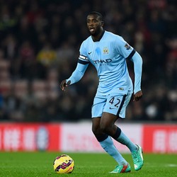 Toure: Jika Taklukkan Barca, City Bisa Sampai Final