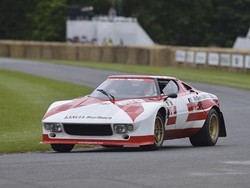 Bapak-Anak Rebutan Mobil Klasik, Berakhir di Meja Hijau