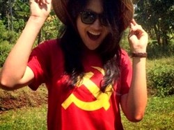 Puteri Indonesia 2015 Tak Menyangka Kaus Palu Arit Bikin Heboh