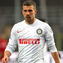 Belum Bikin Gol, Podolski: Yang Penting Inter Menang