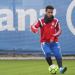 Thiago Alcantara Mulai Berlatih Lagi