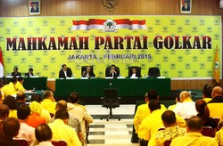 Menanti Keputusan Mahkamah Golkar, Perpecahan Selesai?