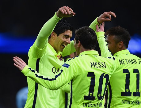 Enrique: Barca Sudah Oke, tapi Harus Menang Lagi di Camp Nou