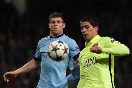 Suarez Dua Gol, Barcelona Kalahkan City 2-1