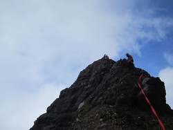 Pendakian Ekstrem di Gunung Raung