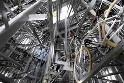 Markas Alien? Bukan, Ini Tempat Parkir Sepeda di Kyoto