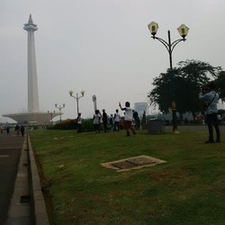 Bergeser ke Istana, Ribuan Nelayan Pendemo Sempatkan Selfie di Monas