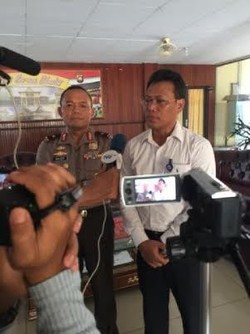Polda Kalbar dan Bea Cukai Kerjasama Bongkar Otak Penyelundupan 12 Kontainer Rotan