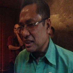 Blusukan ke Cikarang, Saleh Husin Kunjungi Pabrik Baja Hingga Plastik