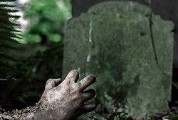 Tips Berkunjung ke Destinasi Angker