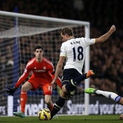 Courtois Siap Hentikan Harry Kane