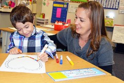 Mengharukan! Guru Kelas 1 SD Ini Donorkan Ginjal untuk Muridnya