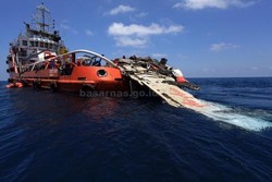 Berhasil! Basarnas Mengangkat Bodi Utama AirAsia QZ8501