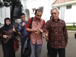 Temui Jokowi, Iwan Fals Bahas Rencana Konser Rakyat 4 Juta Penonton