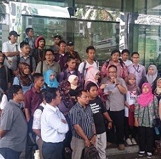 Koalisi Sipil Minta Kriminalisasi AS dan BW Dihentikan dan Tuntut KPK Tetap Garang