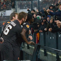 Menang 2-1 di De Kuip, Roma ke Perdelapanfinal