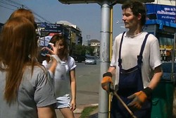 Cinta Thailand, Turis Jerman Rela Datang Untuk Bersih-bersih