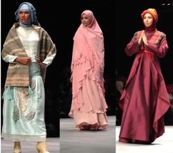 Desainer Busana Muslim APPMI Angkat Songket dan Batik di IFW 2015