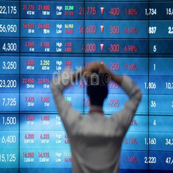 Tak Mampu Balik Arah, IHSG Ditutup Turun Tipis