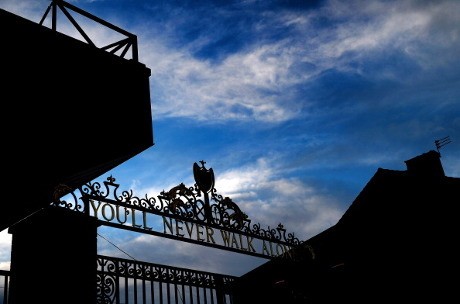 Dunkin Donuts Minta Maaf ke Liverpool Usai Utak-atik Lambang Klub