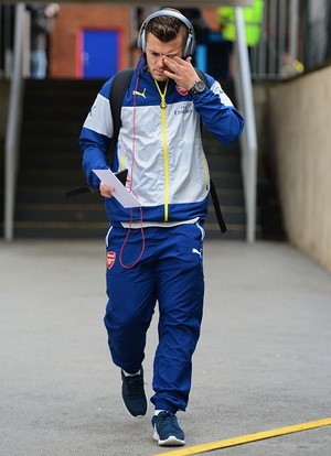 Wilshere Jalani Operasi Engkel