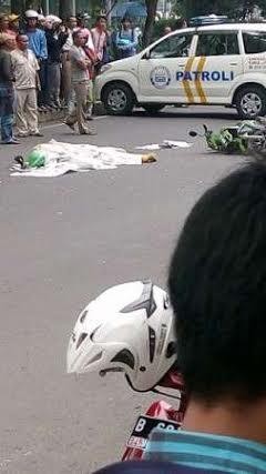 Diduga Tabrak Lari, Pemotor Tewas di Lippo Cikarang