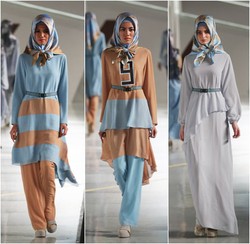 IFW Hari Ke-2: Moshaict by Itang Yunasz Lebih Segar dengan Gaya Sporty