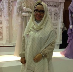 Irna Mutiara Rilis Buku Tentang Kehidupan & Perjalanan Kariernya dari Nol