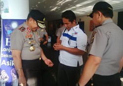 Kapolda Bali Tinjau Lokasi Kongres PAN Usai Insiden Kursi Melayang