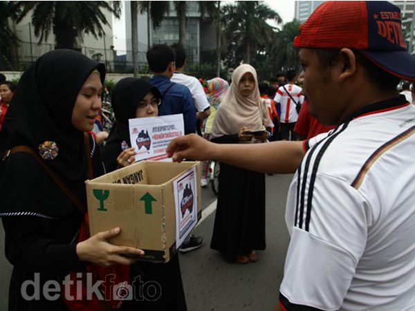 Mahasiswa Gelar Aksi Koin Untuk Australia