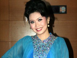 Akui Gugat Cerai Suami, Ratna Listy Masih Pelit Bicara