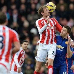 Kepala Maut Peter Crouch