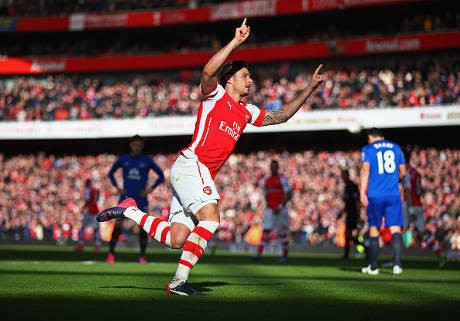 Arsenal Kandaskan Everton 2-0