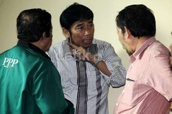 Sekjen Instruksikan PPP Dukung Ahok, Lulung Menolak