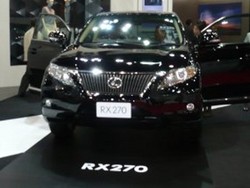 7 Tahun di Indonesia, Lexus Lego 3.000 Mobil