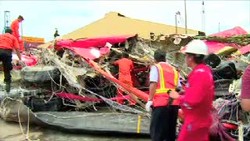 Ada Tulang Manusia Dalam Bangkai Pesawat AirAsia di Tanjung Priok