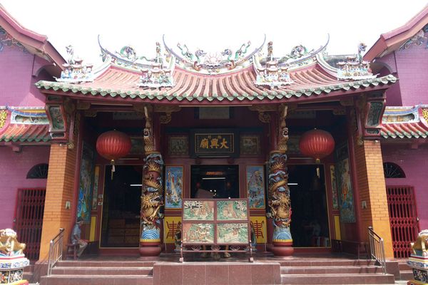 Kelenteng Antik Nan Cantik di Lampung