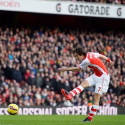 The Gunners Manfaatkan Buruknya Duet Jagielka-Stones