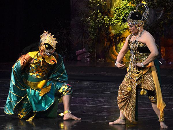 Wayang Orang Bambang Pramusinta