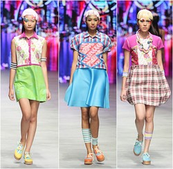 Koleksi Busana Atraktif dengan Batik, Tenun dan Sarung dari Lenny Agustin