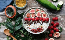 Smoothie Bowl Tren Sajian Smoothie Dalam Mangkuk yang Cantik