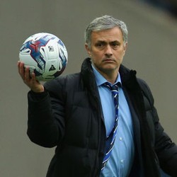 Mourinho: 7 Trofi di Chelsea, 21 Trofi Selama Karier Kepelatihannya
