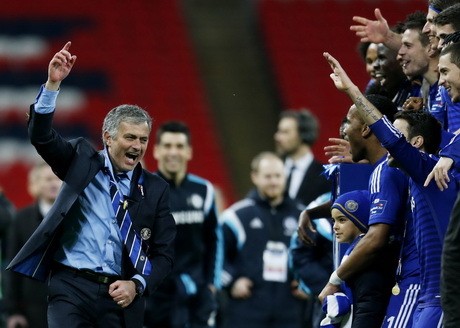 Si Biru Bikin Mourinho Bangga