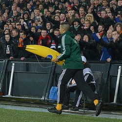 Suporter Berulah, Feyenoord Didakwa UEFA