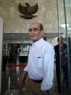 Faisal Basri: Hapus Premium, Itu Biang Keladi Kekisruhan