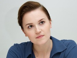 Pengarang Divergent Tulis Dua Buku Baru